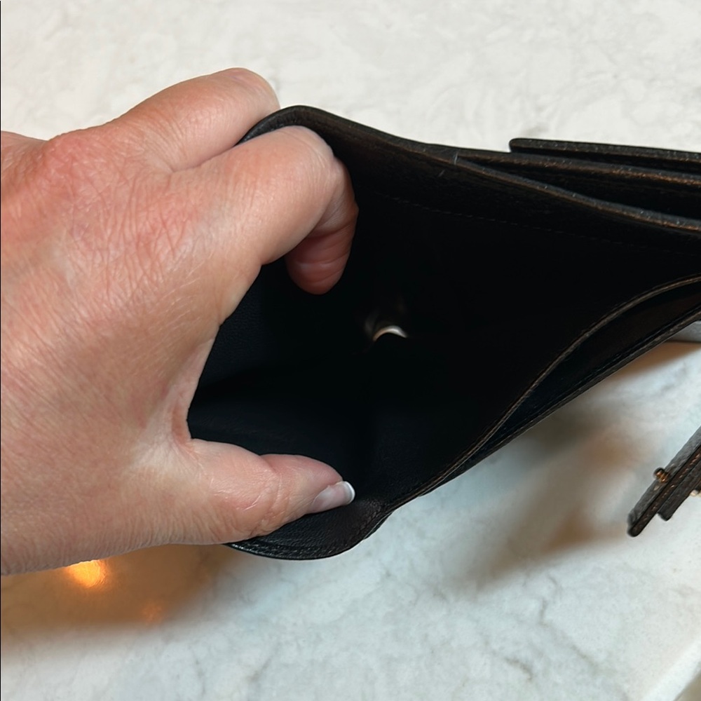 Gucci Black Wallet with Monogram and Gold Hardware - Picture 10 of 12